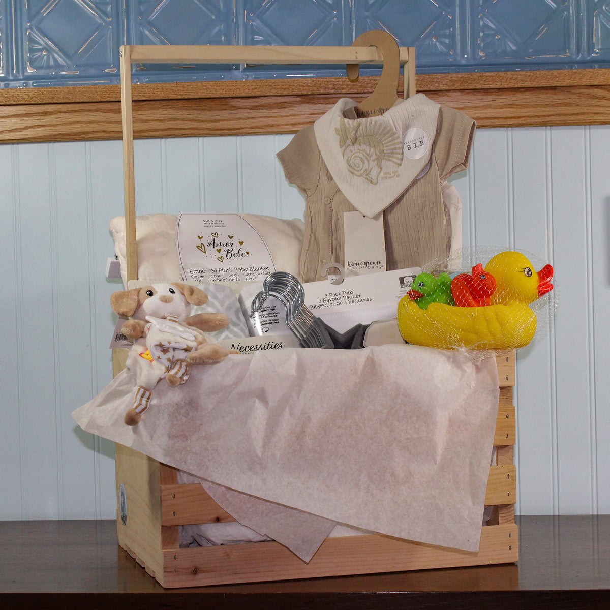 3 Stories Trading Company 29 Piece Complete Baby Shower Wardrobe Gift Crate, Gender Neutral