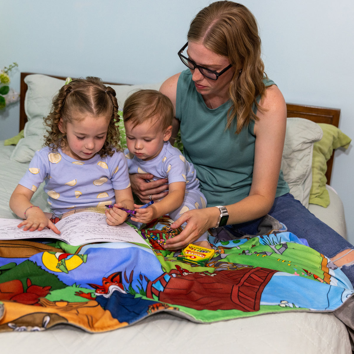Pipp & Spalding Springtime in The Woodlands Seek-and-Find Blanket & Story, Coloring Book Bundle